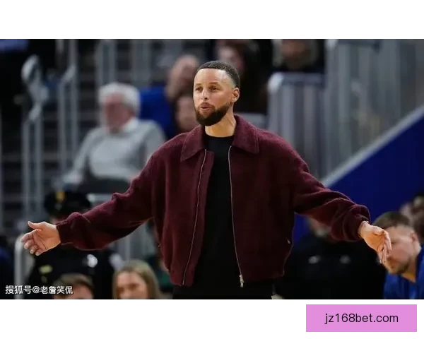 勇士官方：库里完成全队对抗训练 本周末将进行伤情重新评估